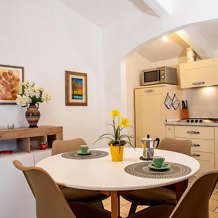 Holiday home Le Casine Lazzareschi *