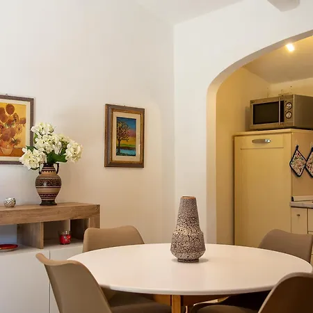 Le Casine Lazzareschi Holiday home *