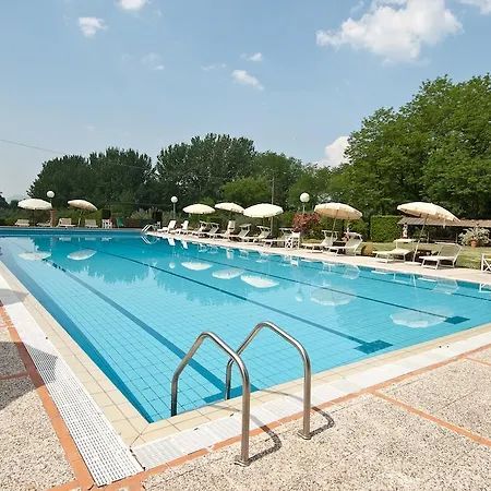 Holiday home Lazzareschi Case Vacanza *
