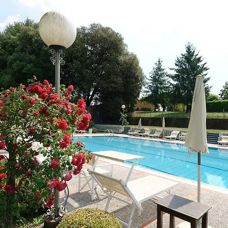 Holiday home Lazzareschi Case Vacanza