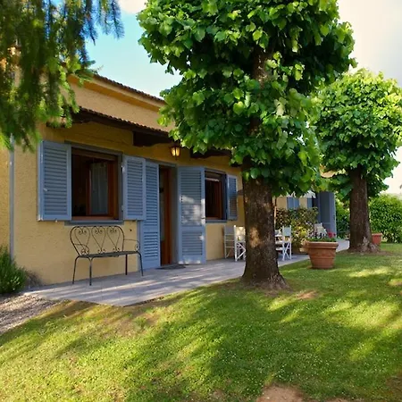 Holiday home Lazzareschi Case Vacanza