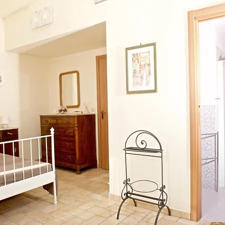 Lazzareschi Case Vacanza Holiday home *